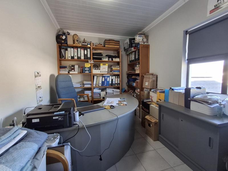5 Bedroom Property for Sale in Sandy Point Western Cape